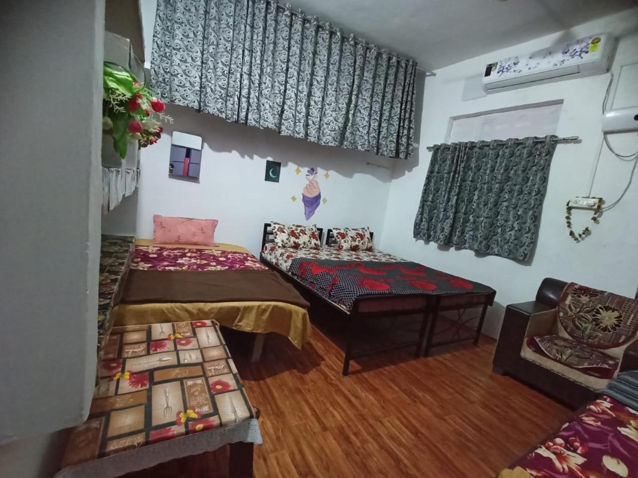 Holiday Home Stay Khajuraho Luaran gambar
